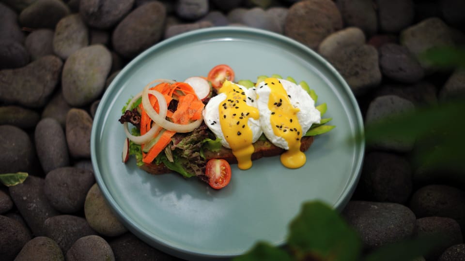 Daily cooked-to-order breakfast for a fee
