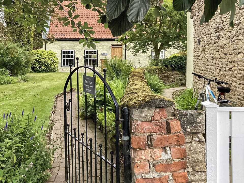 Exterior | Baker&rsquo;s Cottage, Hotham, near Beverley