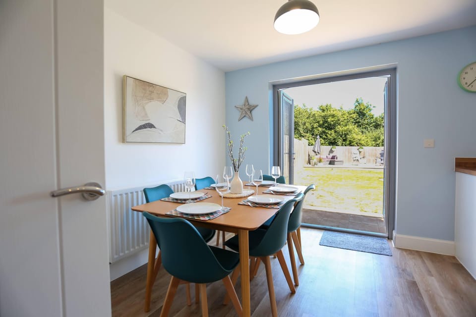 House, Private Bathroom | Shared kitchen | Highchair