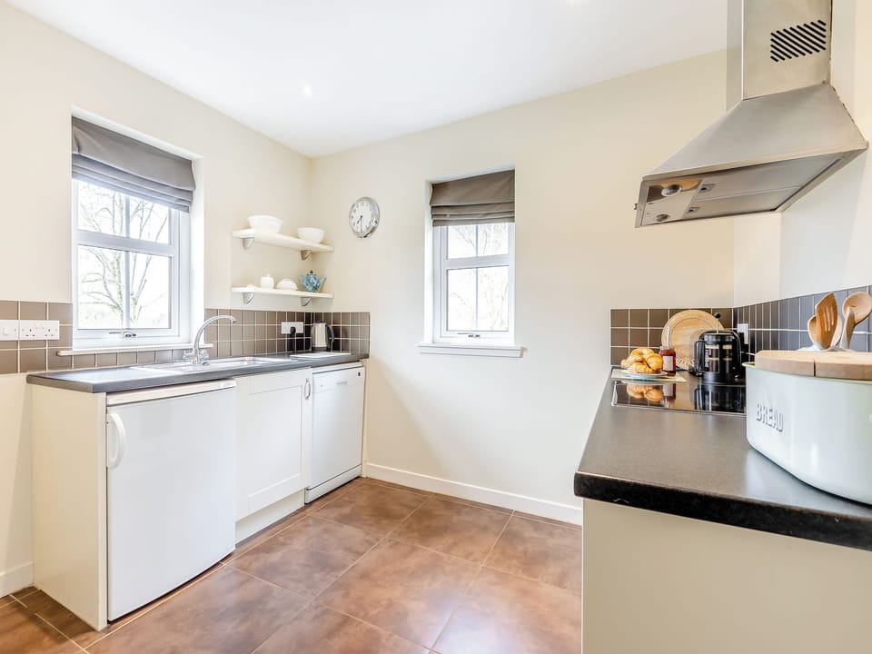 Kitchen | Allt Bronach - Gaskbeg Farm, Laggan