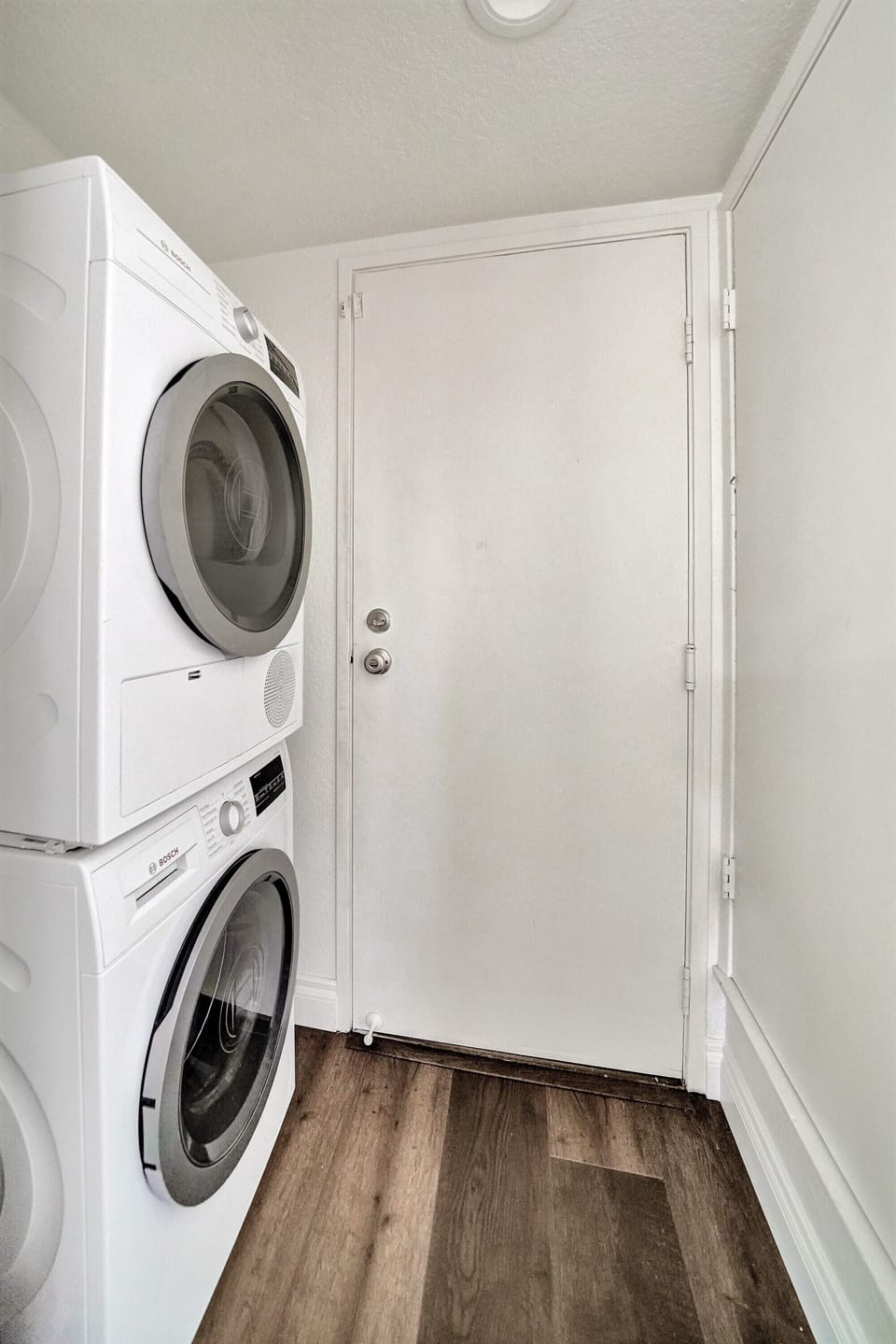 Stackable washer and dryer
