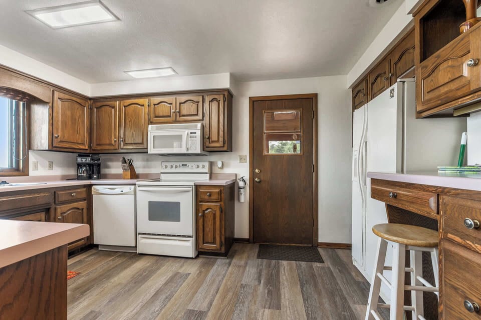 Entrance into the Kitchen