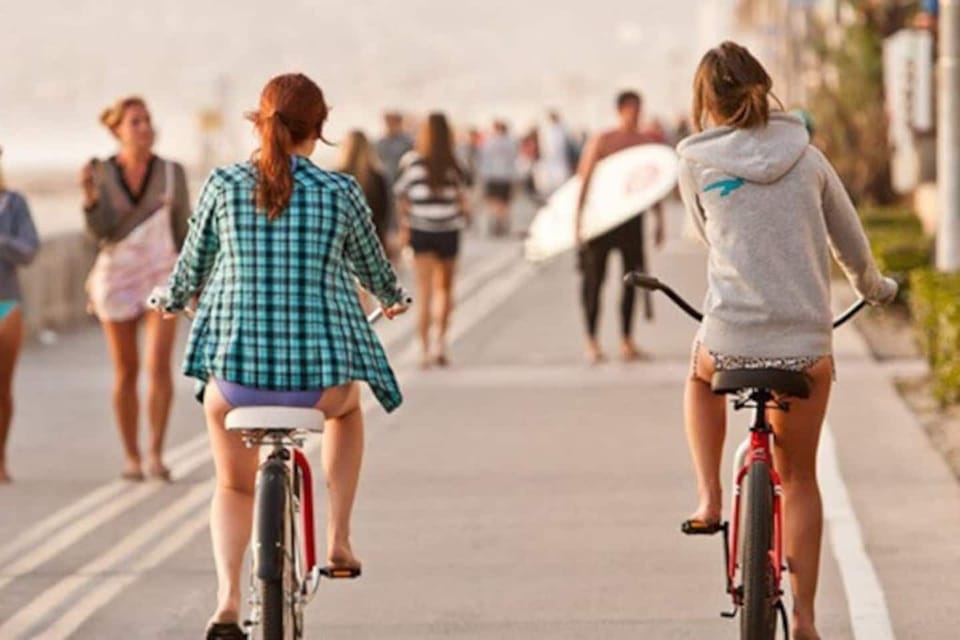We include the use of up to 4 adults beach cruiser bicycles with rental of our beach bungalow. There is no better way to check out the beach scene than on a bike on the boardwalk! 