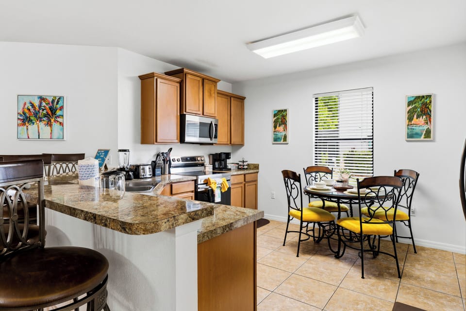 House | Private kitchen | Full-size fridge, microwave, oven, stovetop
