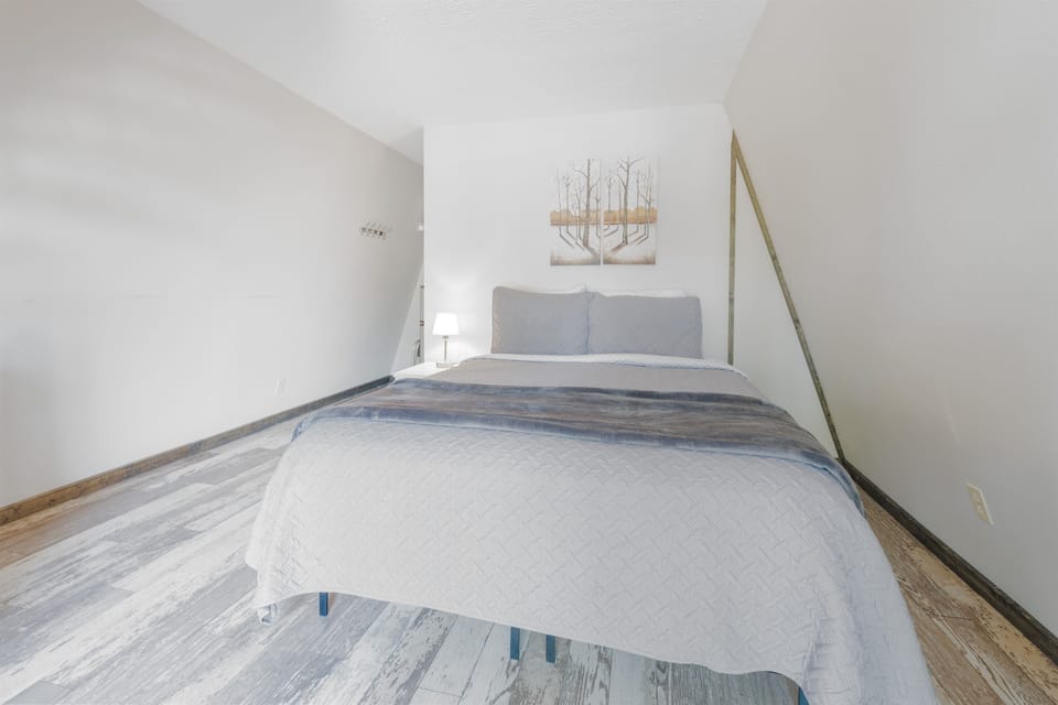 Queen size bed on main level