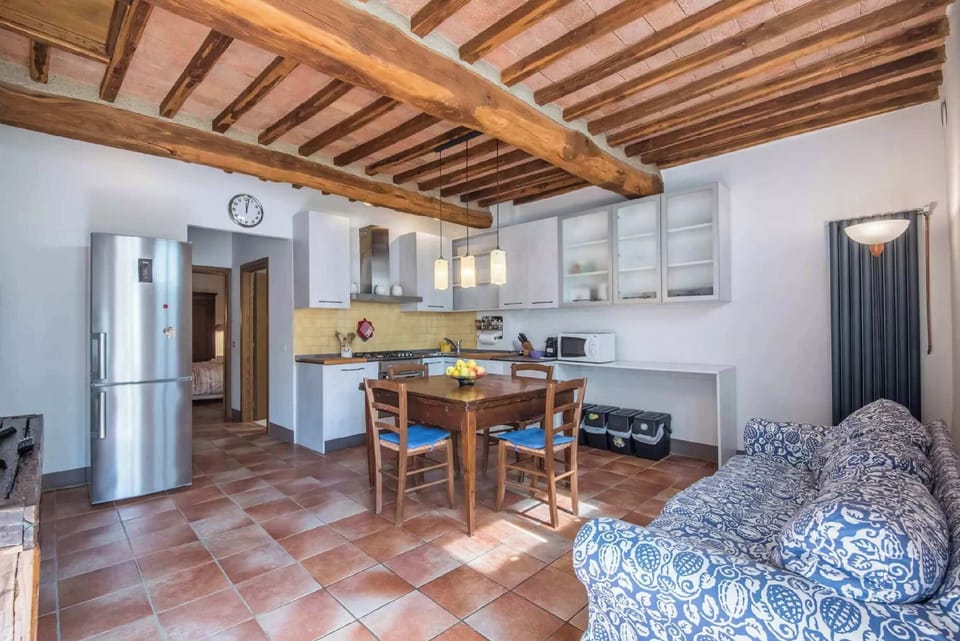 Apartment, 2 Bedrooms, Smoking, Private Pool | Interior