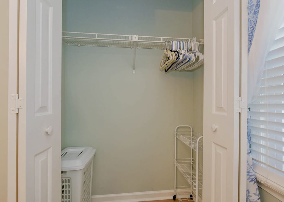 Bunk Bed Room Spacious Closet with Hangers