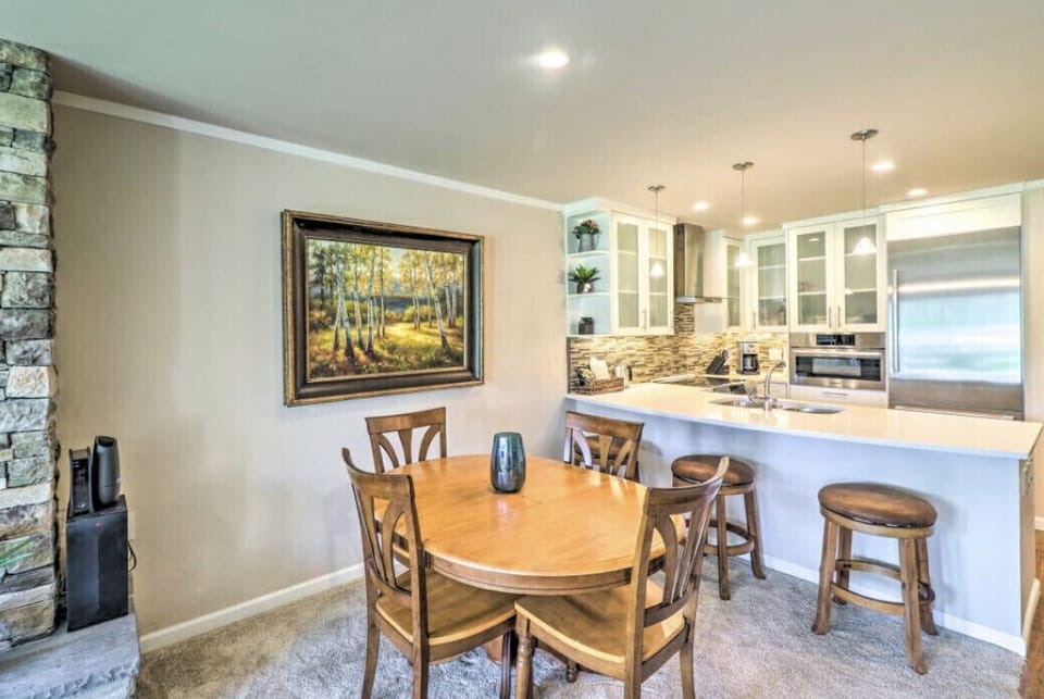 Dining room table