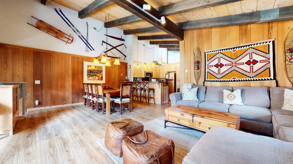 Indoors, Hardwood, Home Decor, Furniture, Living Room