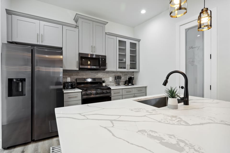 Large island/counter space. 
