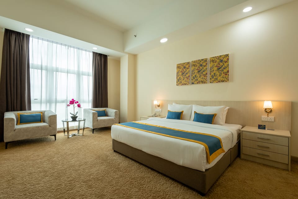Presidential Twin Room | Iron/ironing board, free WiFi, bed sheets