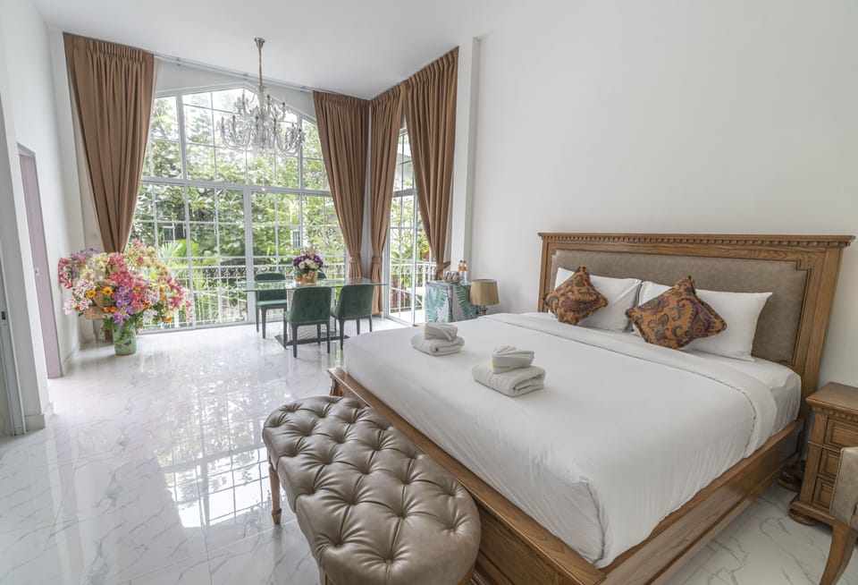 Deluxe Double Room | Free WiFi