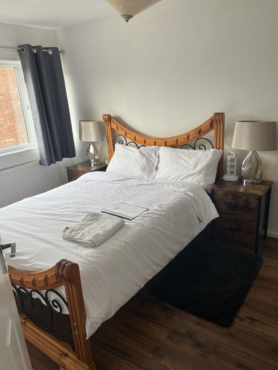 Economy Double Room | Iron/ironing board, free WiFi, bed sheets