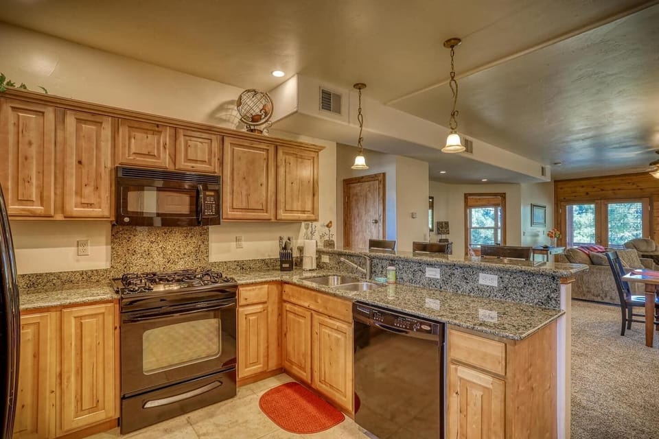 Kitchen Bar
