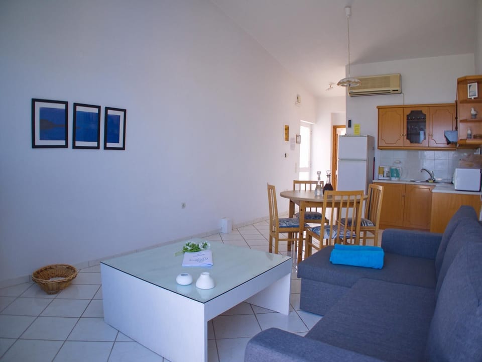 House | 1 bedroom