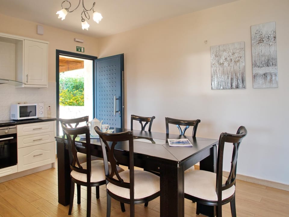 House | 3 bedrooms