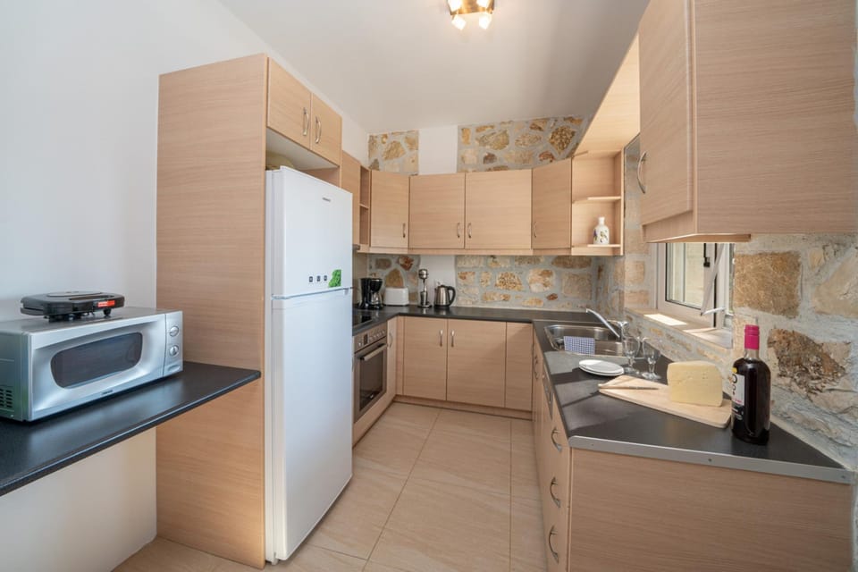 House, Smoking | 3 bedrooms, WiFi
