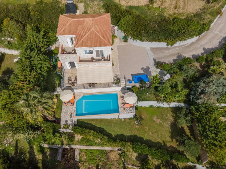 House, Smoking | 3 bedrooms, WiFi