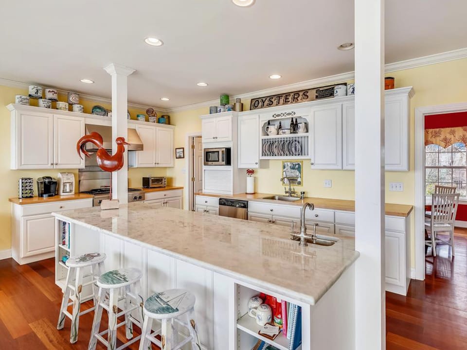 Breakfast Bar