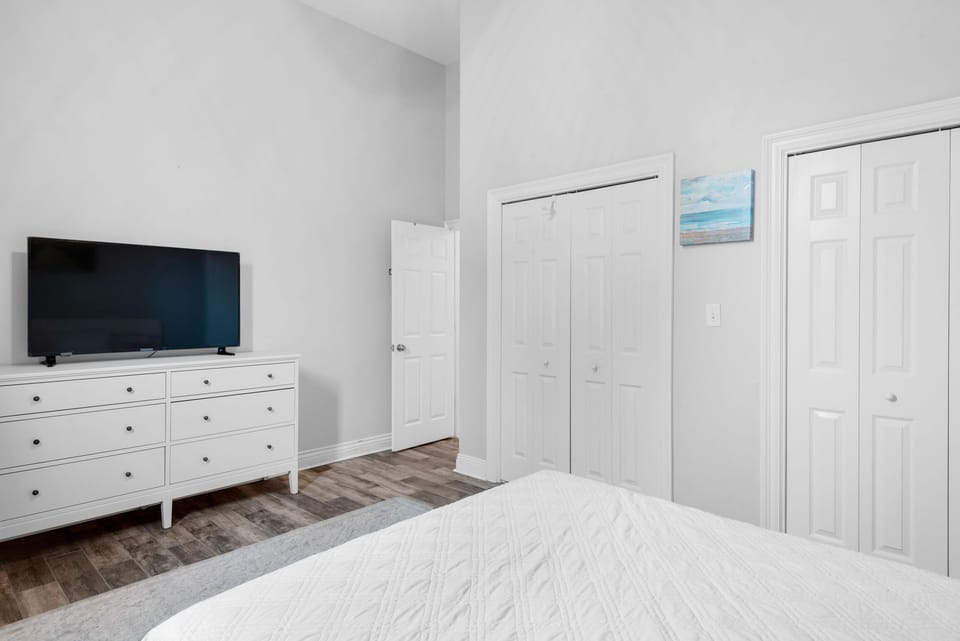 Guest bedroom with flat screen TV