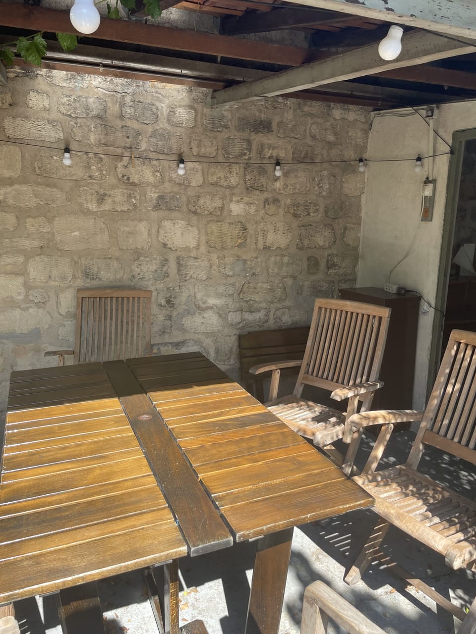 Outdoor dining