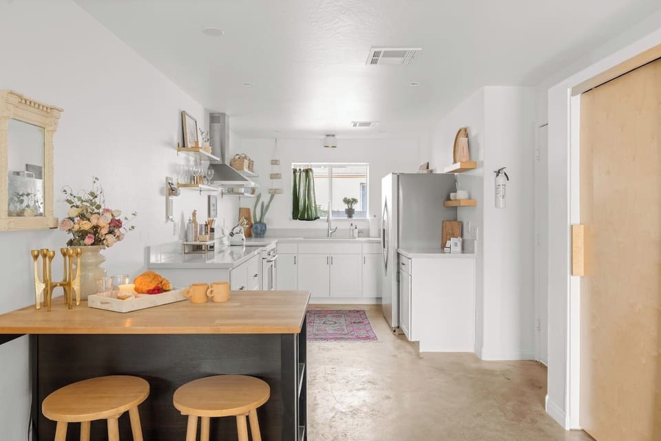 Updated kitchen with ample space for cooking