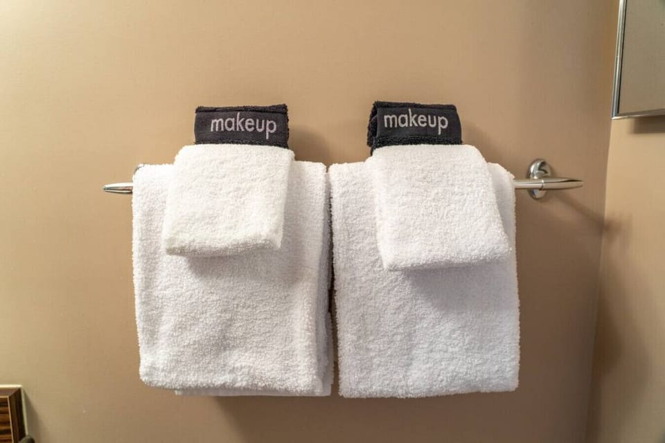 Second full bathroom with a shower/tub combo. Each bathroom comes stocked with towels, a hair dryer, shampoo, conditioner & body wash.