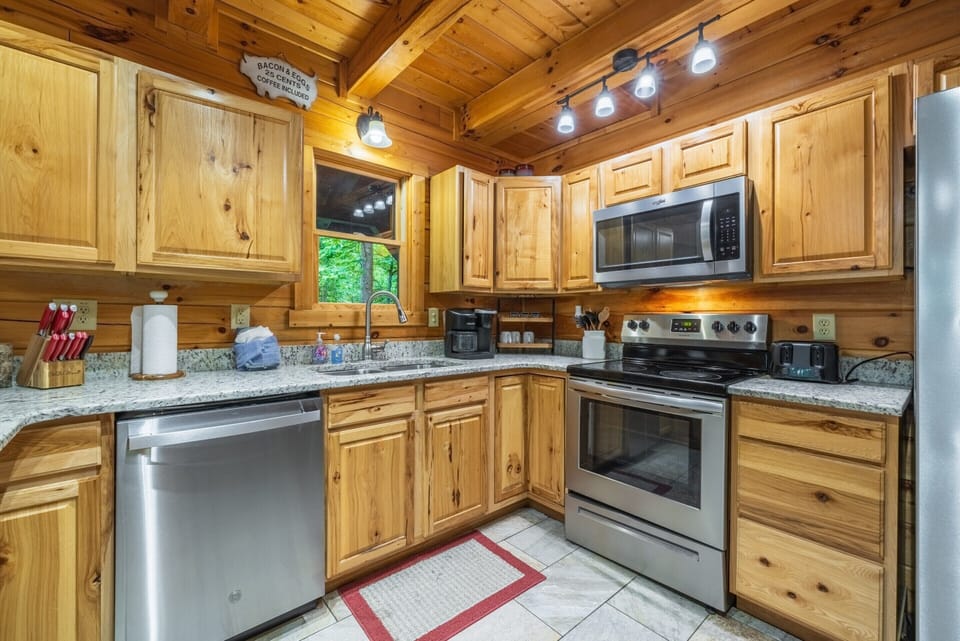 Kitchen Corner Closeup-Timber Ridge Lodge