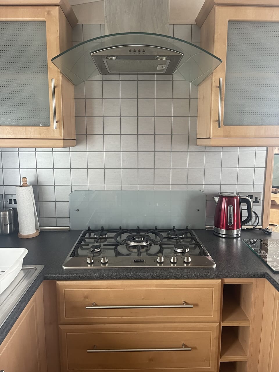 Cabin | Private kitchen | Fridge, microwave, oven, stovetop