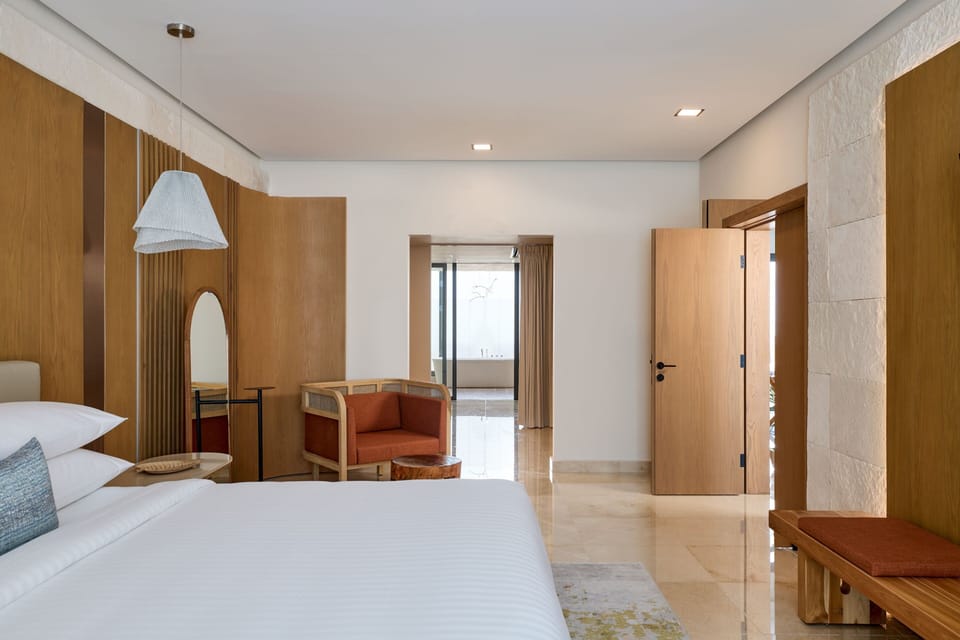 Presidential Suite, 1 Double Bed | Hypo-allergenic bedding available, minibar, in-room safe, desk