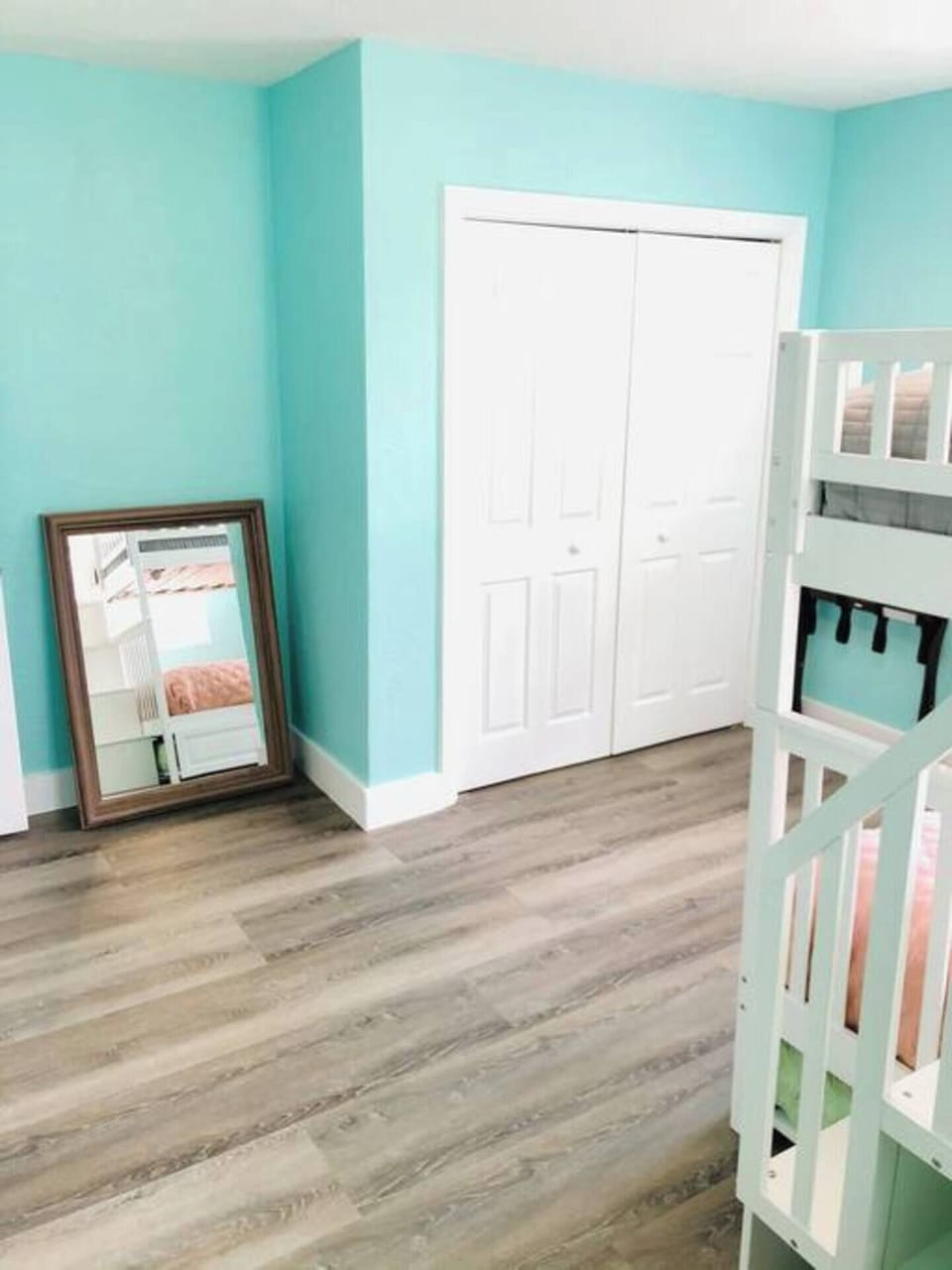 Large closet in the bunkbed room.
