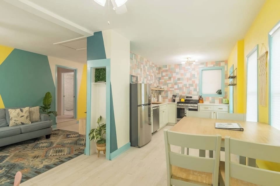 Simple, functional, and beachy-chic.