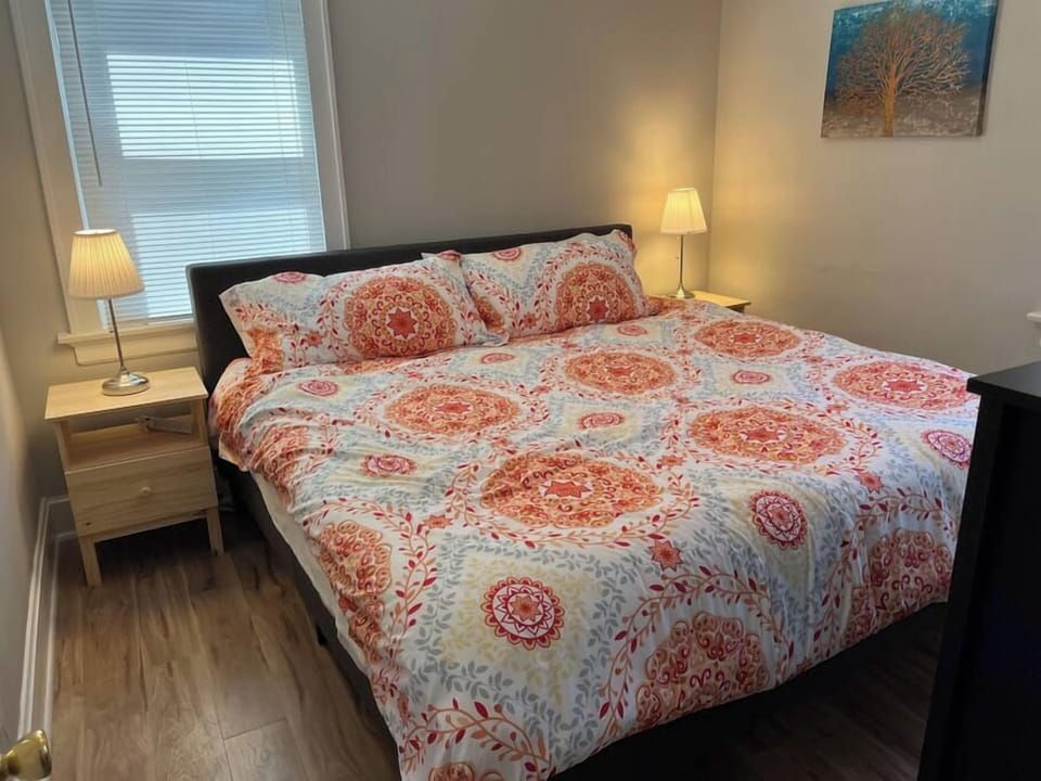 Bedroom with King Size Bed