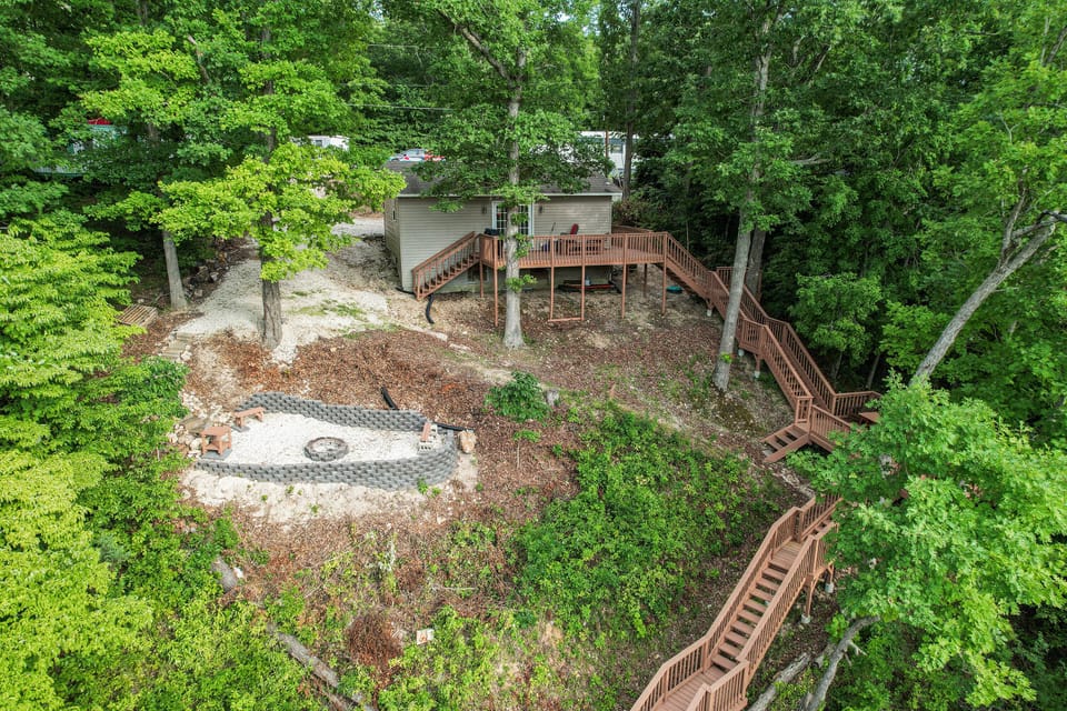 The Gravois Getaway paradise in the woods