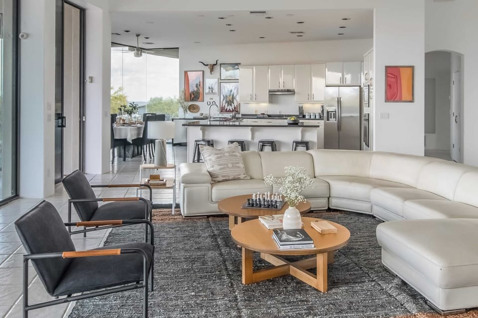 House (4 Bedrooms) | Interior