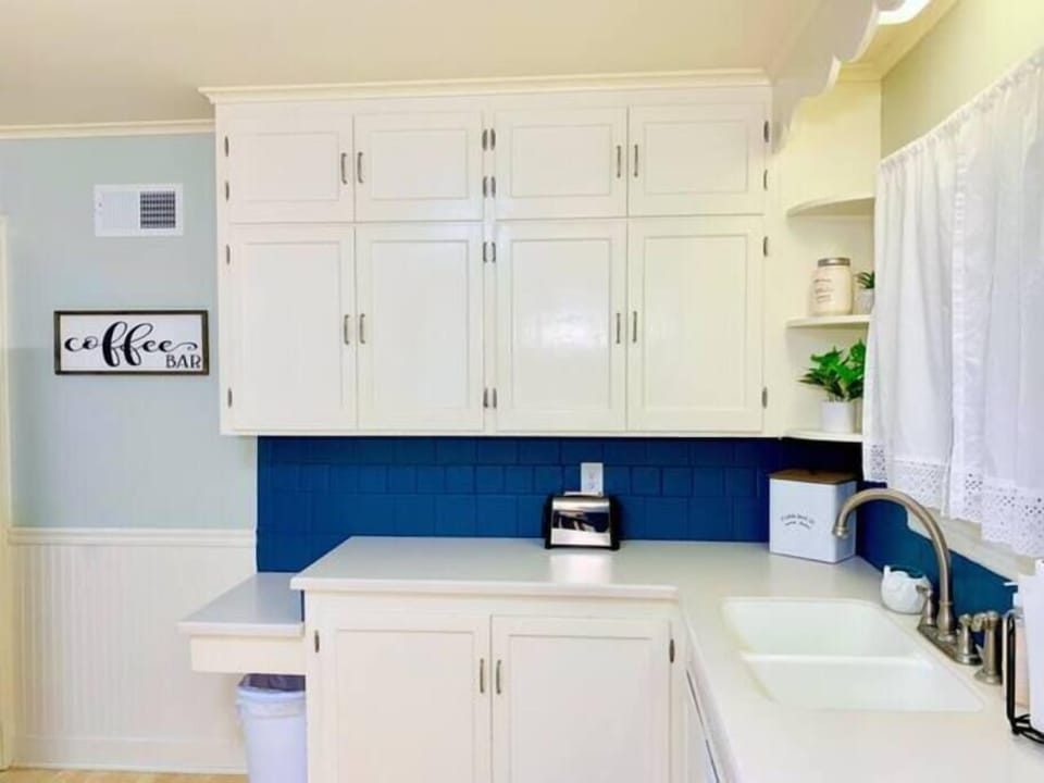 Kitchen (2)