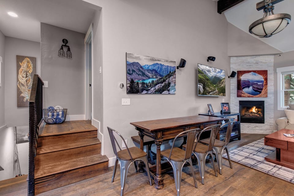 Dining Area with Seating for Eight and Steps to Master Bedroom 2