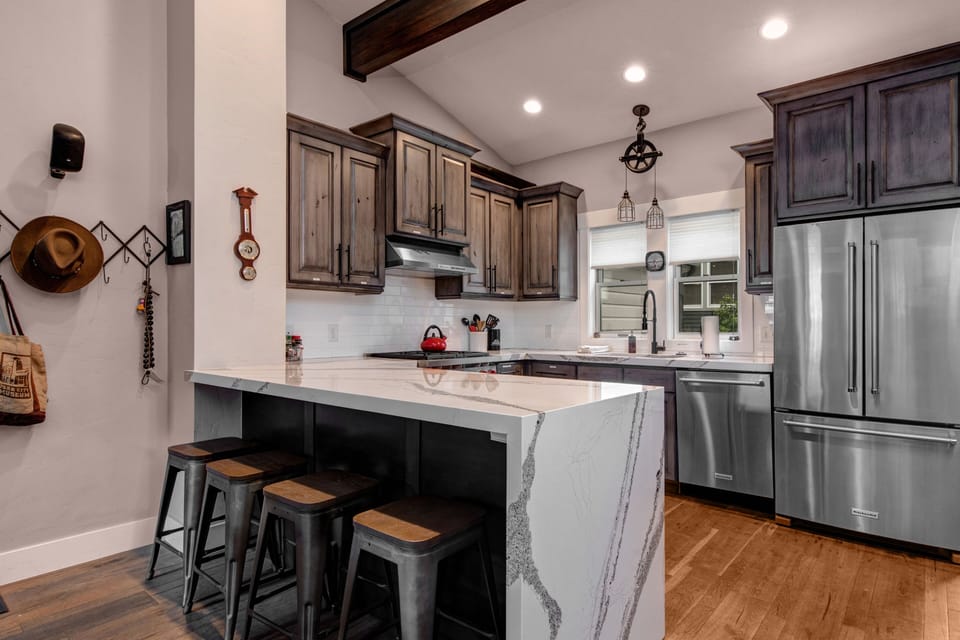Fully Equipped Kitchen with Bar Seating