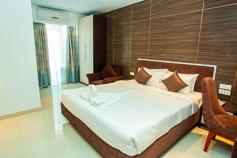 Premium Single Room | Egyptian cotton sheets, premium bedding, down comforters