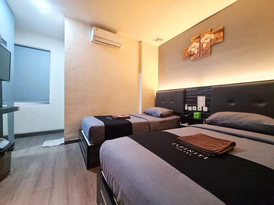 Double or Twin Room | Free WiFi