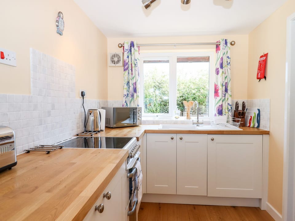 Fridge, dishwasher, electric kettle, toaster
