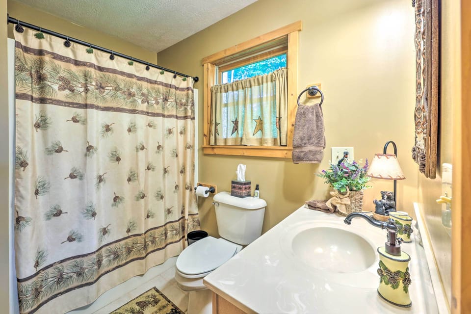 Full Bathroom