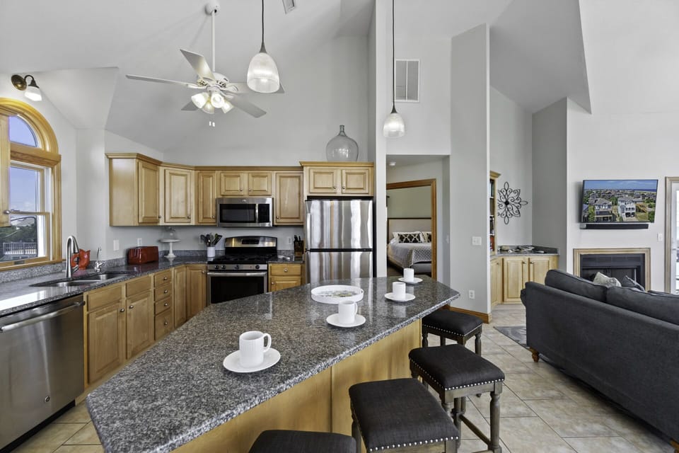 Surf-or-Sound-Realty-1054-Sea-You-Soon-Kitchen-1