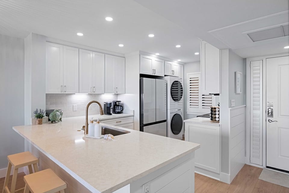 Brand new Kitchen with high end finishes, fully stocked for your enjoyment