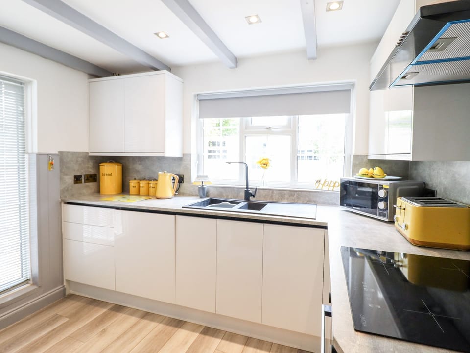 Fridge, dishwasher, electric kettle, toaster