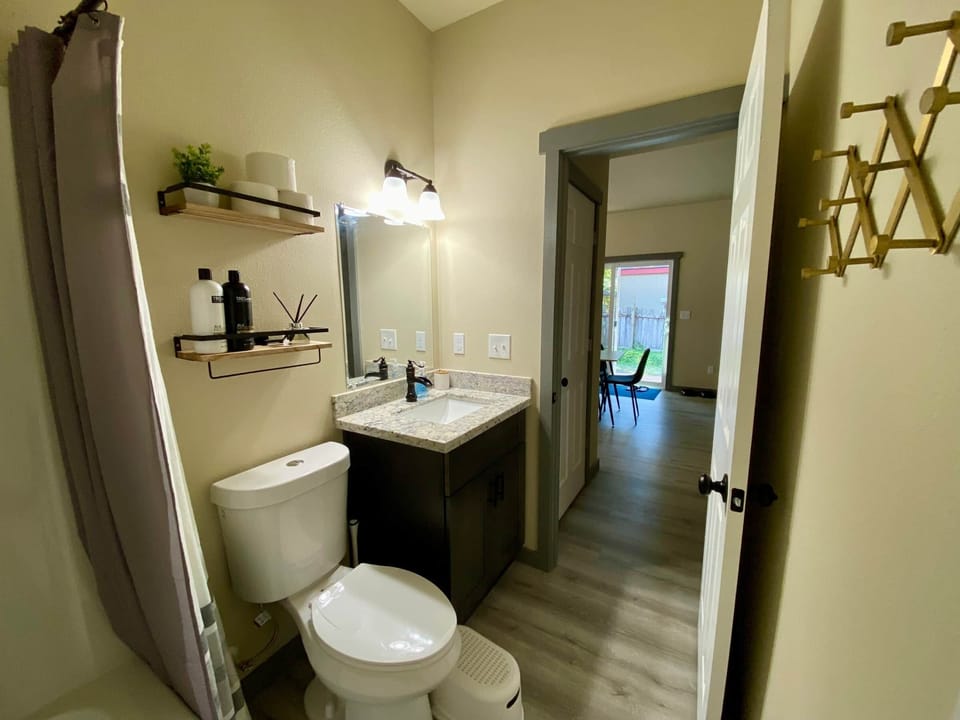 JPEG image 11