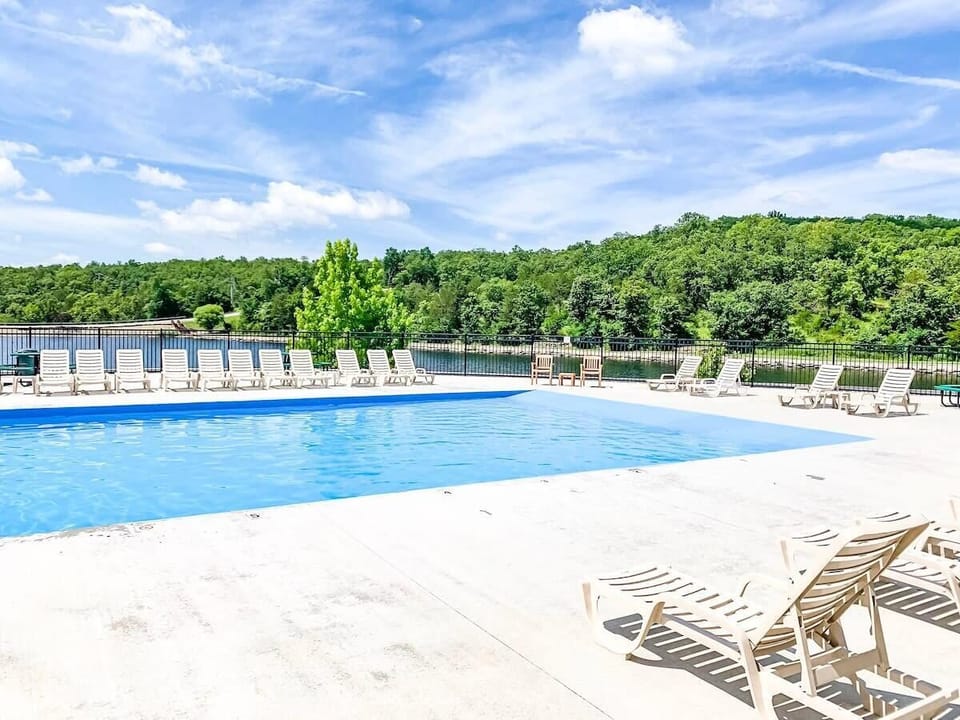 One of the 3 pools is a double zero-entry one 5 minutes away & has a great view!