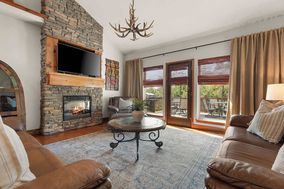 This beautiful, spacious living room is the perfect space for your group to gather!