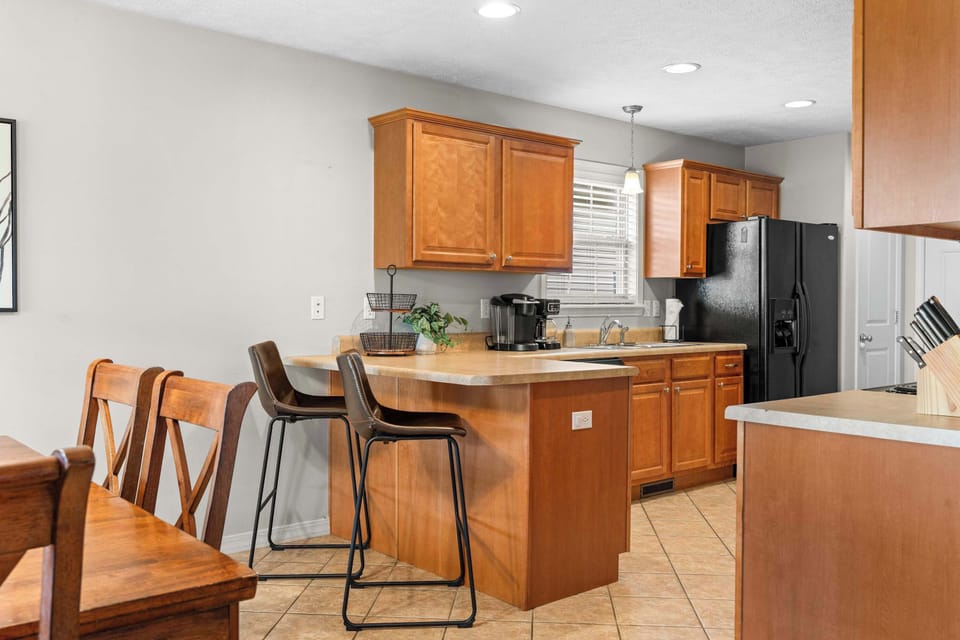 The kitchen is stocked with all the utensils and cooking essentials you would need to cook up your favorites!