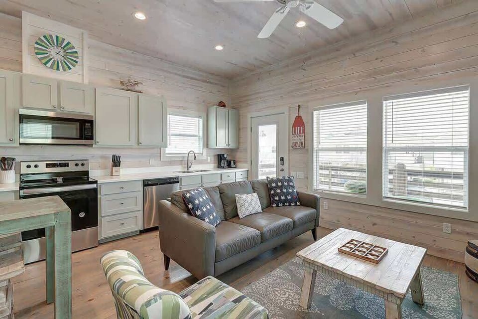 Welcome to the spacious and inviting open floor concept, where seamless transitions between the living room, kitchen, and dining area create a harmonious living space perfect for gatherings and relaxation.